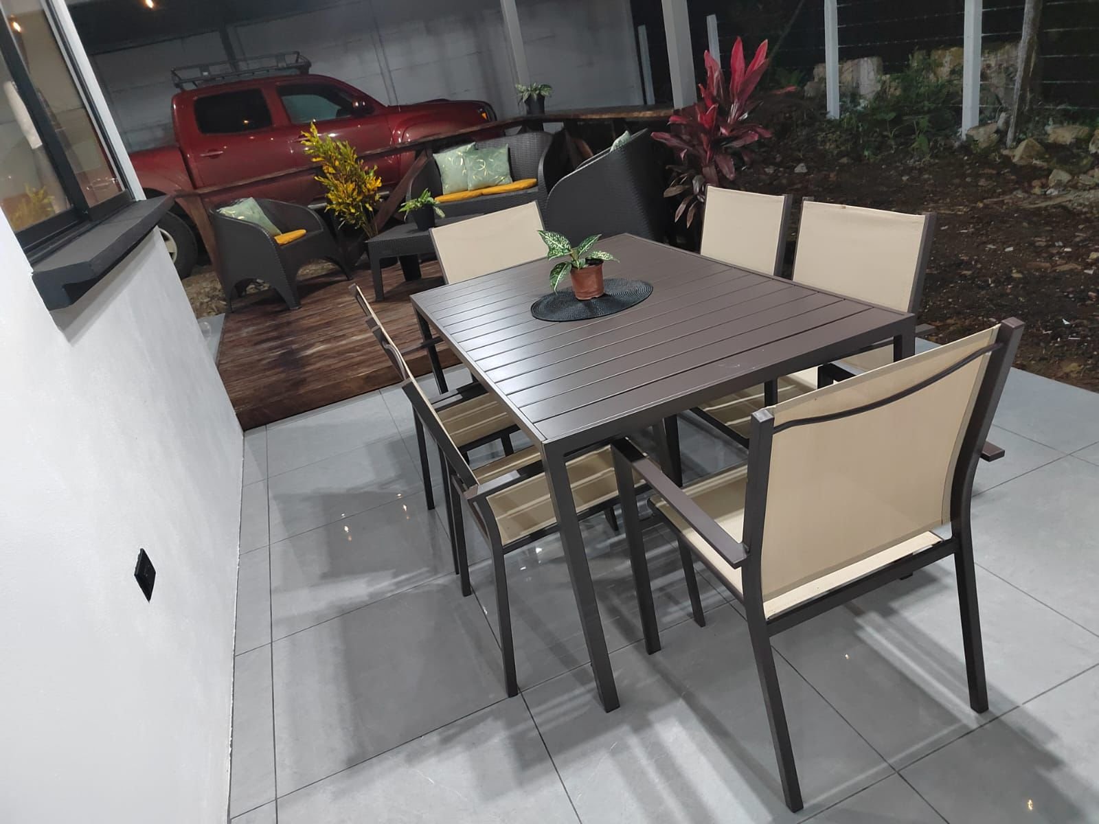 08af4eda-b8c7-41f8-9131-87d68ed5cba8