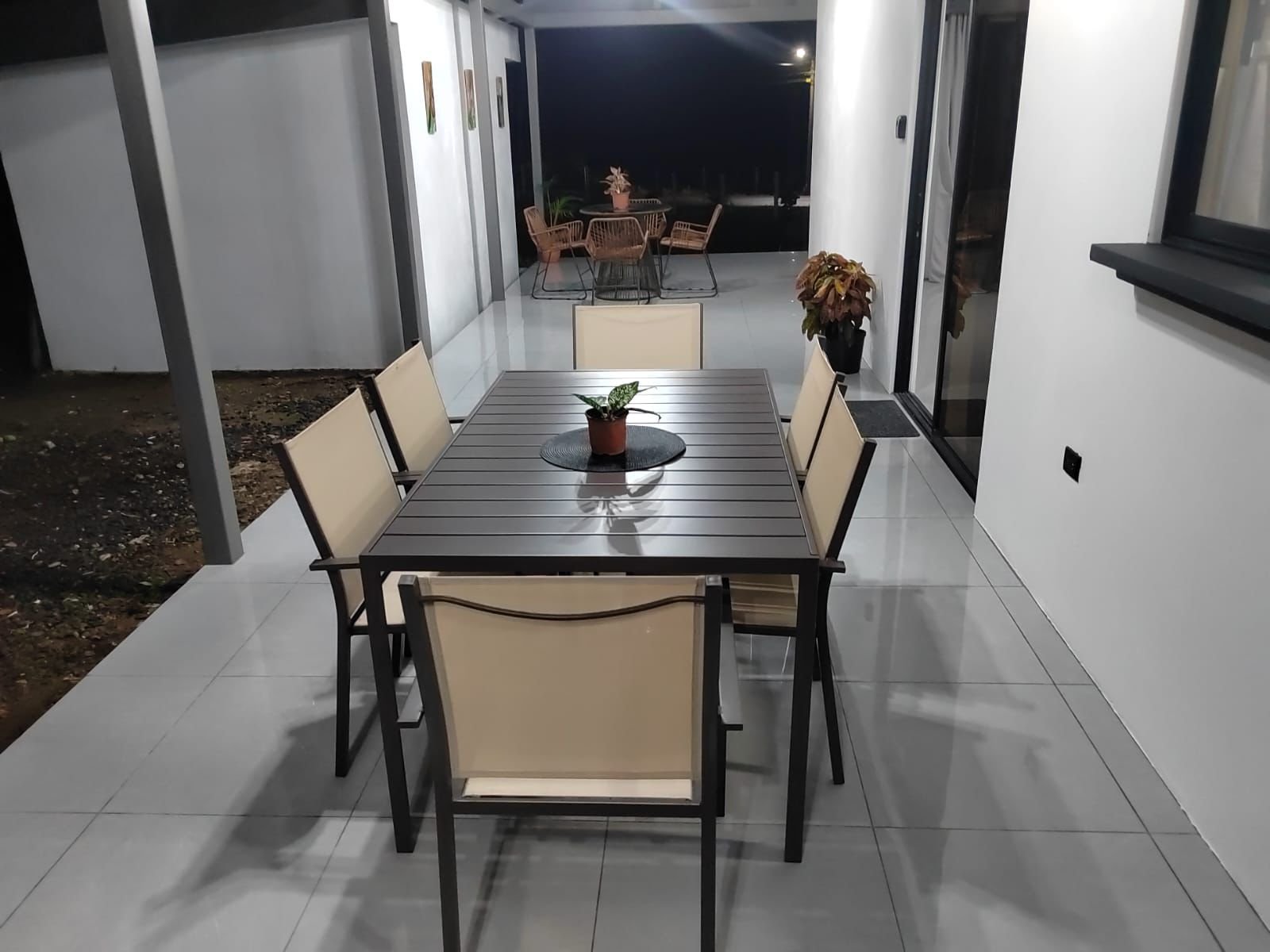 7e7b5545-fc2d-4c49-9b81-d2f241232019